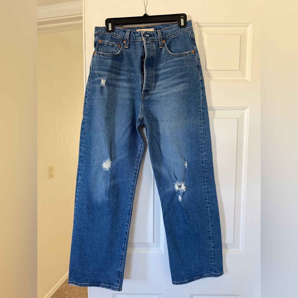 Levi's Premium Ribcage Straight Ankle High Rise Jeans